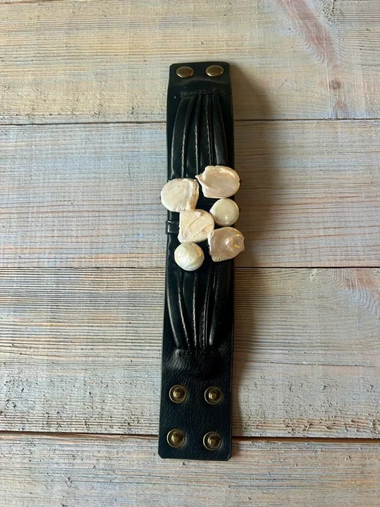 Handcrafted Black Leather Bracelet Genuine Button Pearls Statement Cuff - Picture 2 of 11